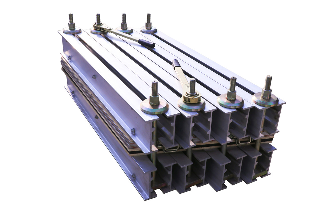 Portable Conveyor Belt Vulcanizing Press 650 3100mm Belt Width High