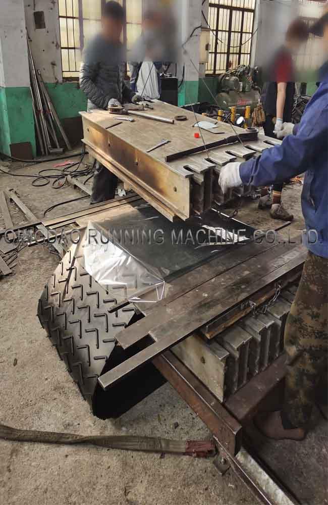 1800mm Width Rubber Steel Cord Belt Joint Machine Conveyor Belt