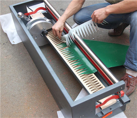 PVC PU Conveyor Belt Punching Machine Finger Shape Food Industry